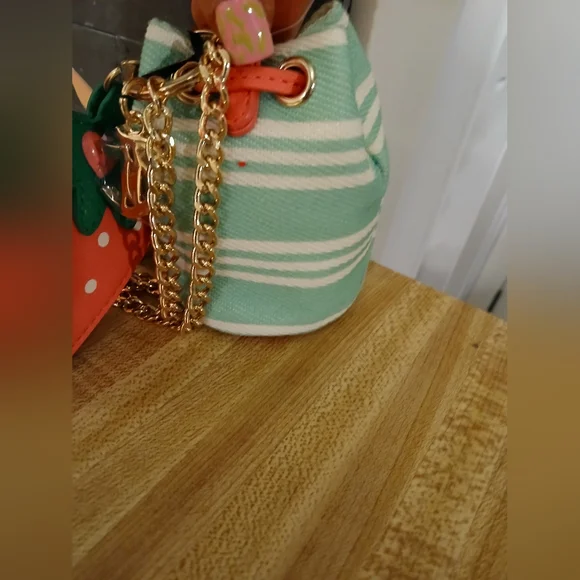 Juicy Couture NWT Strawberry 2 Piece Wristlet Set - Picture 5 of 8